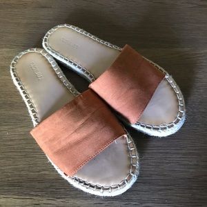 Espadrille slides